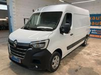 Gebraucht Renault Master Komfort 179 PS (131 kW) 2022 Weiß Van / Kleinbus