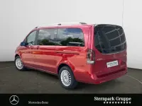 Gebraucht Mercedes V300 Style 237 PS (174 kW) 2025 Rot Van / Kleinbus