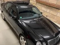 Gebraucht Mercedes E280 204 PS (150 kW) 1999 Schwarz Limousine