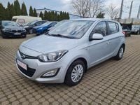 Gebraucht Hyundai i20 Edition 75 PS (55 kW) 2013 Grau Kleinwagen