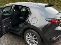 Gebraucht Mazda 3 Selection 122 PS (89 kW) 2020 Schwarz Limousine