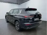 Neu Mitsubishi Outlander P-HEV 306 PS (225 kW) 2026 Schwarz (kristallschwarz) SUV