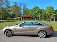 Gebraucht Mercedes E200 184 PS (135 kW) 2011 Beige Coupé