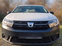 Usado Dacia Sandero 73 HP (53 kW) 2017 Branco Sedan