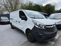 Gebraucht Opel Vivaro 120 PS (88 kW) 2014 Weiß Van / Kleinbus