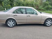 Gebraucht Mercedes C240 Elegance 170 PS (125 kW) 1998 Limousine
