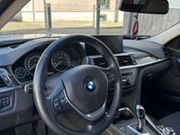 gebraucht BMW 320 i - modern line