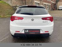 Gebraucht Alfa Romeo Giulietta 120 PS (88 kW) 2020 Weiß Kleinwagen
