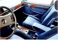 Gebraucht Mercedes 190 185 PS (136 kW) 1984 Silber Limousine