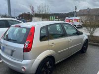 Gebraucht Ford Fiesta 75 PS (55 kW) 2008 Silber Kleinwagen