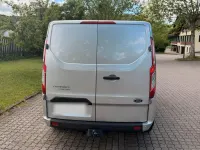Gebraucht Ford Transit 105 PS (77 kW) 2021 Silber Van / Kleinbus