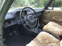 Gebraucht Mercedes 220 60 PS (44 kW) 1973 Grün Limousine