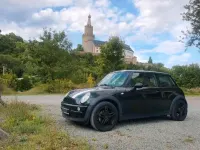 Brugt Mini ONE 90 HK (66 kW) 2002 Sort Hatchback