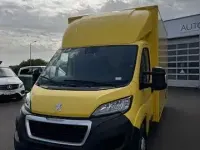 Gebraucht Peugeot Boxer 165 PS (121 kW) 2022 Gelb Van