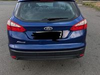 Gebraucht Ford Focus Champions Edition 95 PS (69 kW) 2014 Blau Kombi