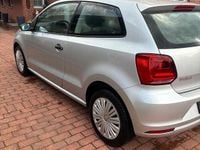 Gebraucht VW Polo 75 PS (55 kW) 2015 Silber Kleinwagen