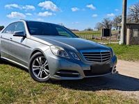 Second-hand Mercedes E250 204 CP (150 kW) 2012 Gri Berlinǎ