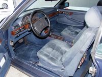 Gebraucht Mercedes 500 223 PS (164 kW) 1987 Blau Coupé