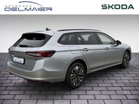 Neu Skoda Superb Selection 150 PS (110 kW) 2025 Silber Kombi