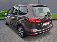 Gebraucht VW Sharan Comfortline 177 PS (130 kW) 2020 Braun Van / Kleinbus