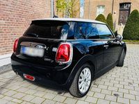 Gebraucht Mini Cooper D 116 PS (85 kW) 2018 Schwarz Kleinwagen