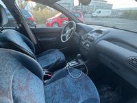 Gebraucht Peugeot 206 75 PS (55 kW) 2000 Grau Kleinwagen