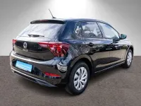 Usata VW Polo Life 95 CV (69 kW) 2024 Nero Utilitaria