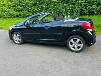 Gebraucht Peugeot 207 CC 120 PS (88 kW) 2012 Schwarz Cabrio