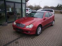 Gebraucht Mercedes C180 129 PS (94 kW) 2001 Rot Coupé