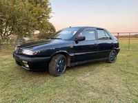 Gebraucht Lancia Delta 139 PS (102 kW) 1993 Schwarz Kleinwagen