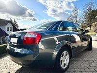 Używany Audi A4 Basis 131 KM (96 kW) 2003 Szary Sedan/Limuzyna
