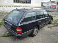 Gebraucht Mercedes 230 136 PS (100 kW) 1988 Blau Kombi