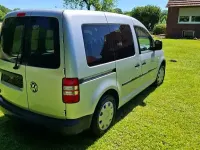 Usado VW Caddy 102 HP (75 kW) 2013 Prateado Monovolume
