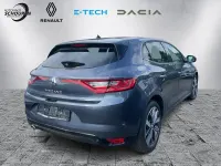 Gebraucht Renault Mégane III Bose Edition 131 PS (96 kW) 2016 Grau Limousine