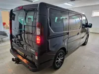 Gebraucht Opel Vivaro 125 PS (91 kW) 2017 Schwarz Van / Kleinbus