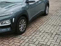 Gebraucht Hyundai Kona Pure 120 PS (88 kW) 2020 Grau SUV