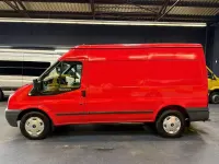 Gebraucht Ford Transit 101 PS (74 kW) 2012 Rot Van / Kleinbus
