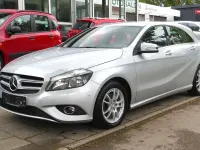 Gebraucht Mercedes A200 Urban 136 PS (100 kW) 2015 Silber Kleinwagen