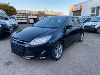 Gebraucht Ford Focus 101 PS (74 kW) 2014 Schwarz Kombi