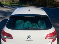 Gebraucht Citroën C4 95 PS (69 kW) 2012 Weiß Limousine