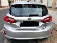 Gebraucht Ford Fiesta Active 101 PS (74 kW) 2019 Silber Kleinwagen