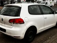 Gebraucht VW Golf VI 140 PS (102 kW) 2011 Weiß Kleinwagen