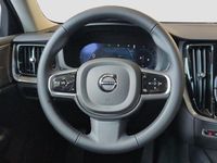 Gebraucht Volvo V60 Plus 197 PS (144 kW) 2024 Andere Kombi