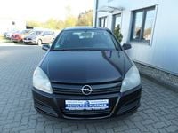 Second-hand Opel Astra 105 CP (77 kW) 2004 Negru Berlinǎ