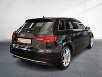 Gebraucht Audi A3 Sport 150 PS (110 kW) 2018 Mythosschwarz metallic Limousine