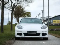 Gebraucht Porsche Panamera 250 PS (183 kW) 2014 Weiß Kleinwagen