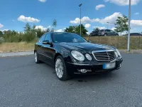 Gebraucht Mercedes E500 Avantgarde 387 PS (284 kW) 2008 Schwarz Limousine