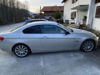 Gebraucht BMW 325 218 PS (160 kW) 2008 Silber Coupé