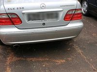 Gebraucht Mercedes CLK230 193 PS (141 kW) 2002 Silber Coupé