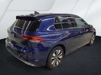 Gebraucht VW Golf VIII Move 150 PS (110 kW) 2024 Atlantic blue metallic Limousine